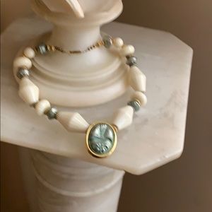 Art Deco  lucite & Peking Glass necklace